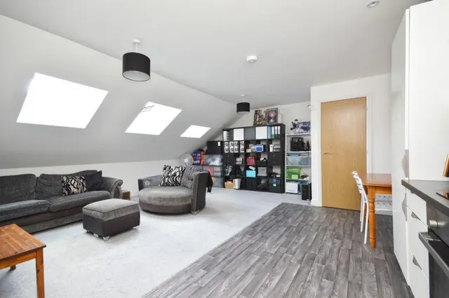 Boulevard View, Bristol, BS14, photo 2