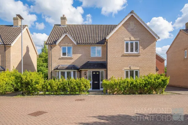 Juniper Close, Cringleford, photo 1