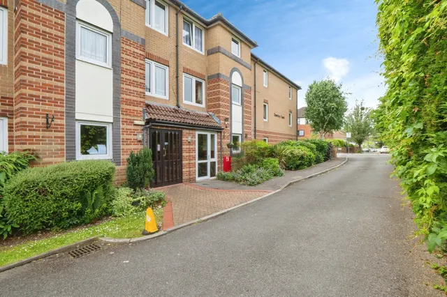 Grosvenor Road, Southampton, photo 1