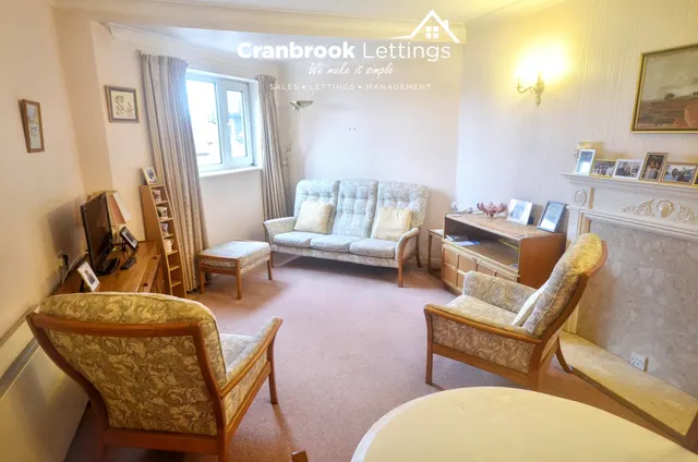Photo 2 — Flat 52 Parkview Court, 54, ILFORD, IG2 7EQ