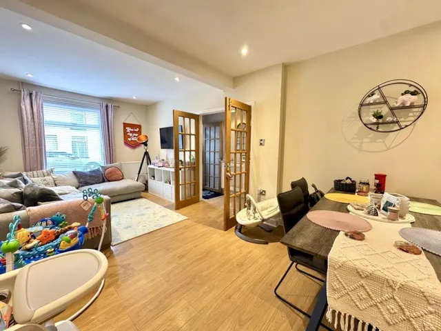 Guest Cottages, Dowlais, CF48, photo 2