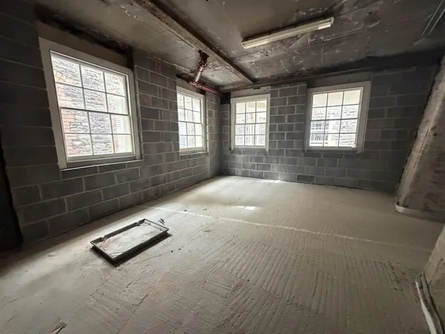 Guinea Street, Bristol, BS1, photo 3