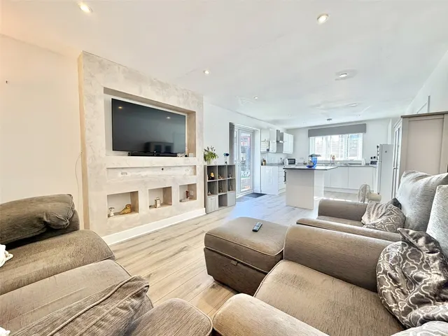 Bebington Road, Tranmere, CH42, photo 3