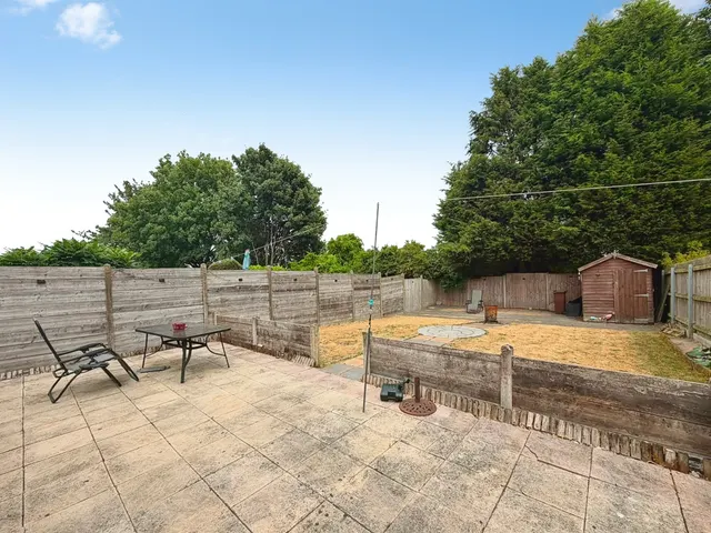 Childs Avenue, Woodcross, WV14, photo 2