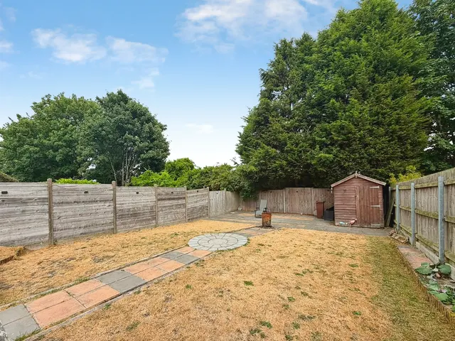Childs Avenue, Woodcross, WV14, photo 3