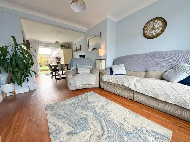 Harkwood Drive, BH15, photo 3