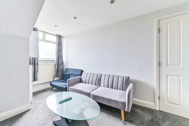Photo 3 — 7B Ridsdale Road, 7 Ridsdale Road, London