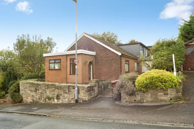 Hough Side Close, Pudsey, LS28, photo 2