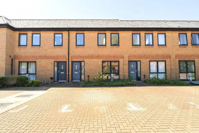 Lakesmere Close, Kidlington, OX5, photo 1