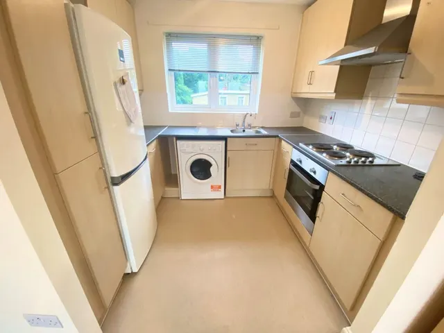 Filbert Close, AL10, photo 3