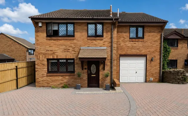 Oaklands Close, Plymouth, PL6, photo 1