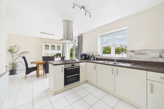 Tweengates Close, Pocklington, YO42, photo 3