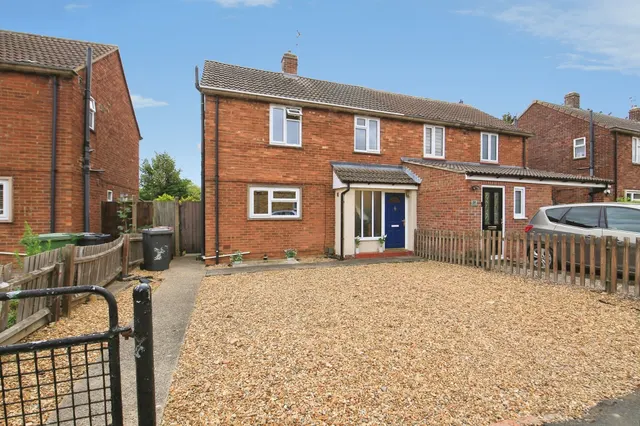Tennyson Road, Peterborough, photo 1