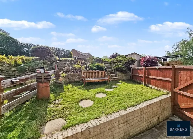 Photo 3 — Brownhill Road, Birstall WF17 0QZ