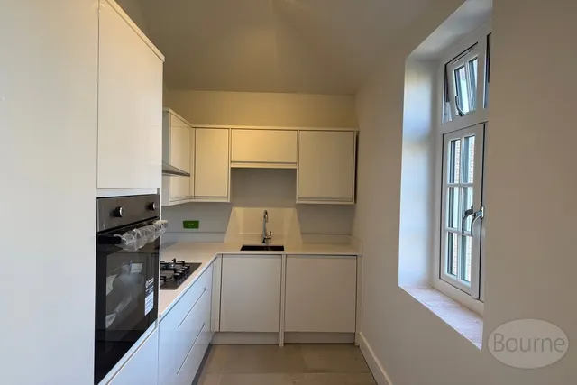 Anyards Road, Cobham, KT11, photo 3