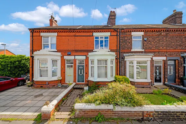 Derby Road, Widnes, Widnes, WA8 9NE, photo 1