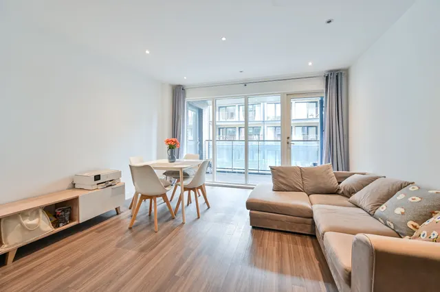 Flat 10 Porter Building, 130 Spa Road, London, photo 1