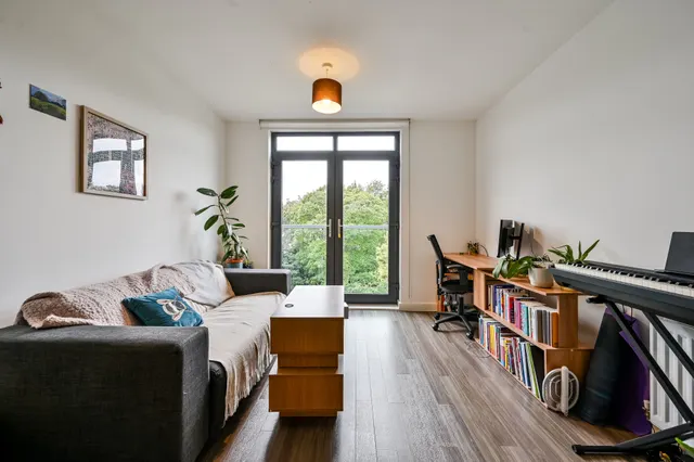 Flat 33, The Riva Building, 104-120 Lee High Road, London, photo 1