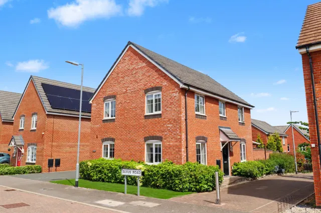 Buxus Road, Telford, photo 3