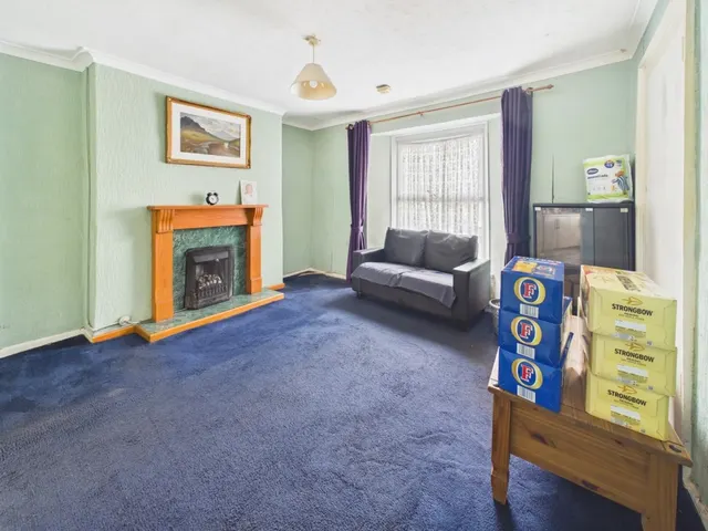Photo 2 — Wellington Street, Greenbank