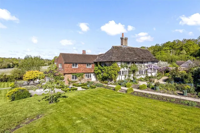 Tanyard Lane, Staplefield, Haywards Heath, West Sussex, RH17 6HH, photo 1