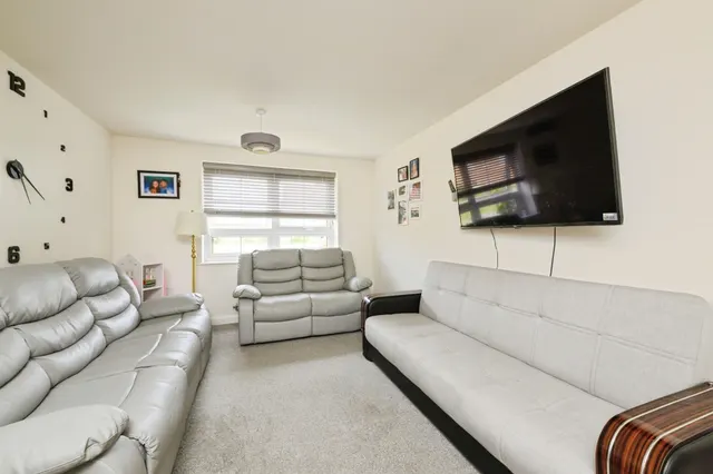 Photo 3 — Meadley Place, Hampton Water, Peterborough