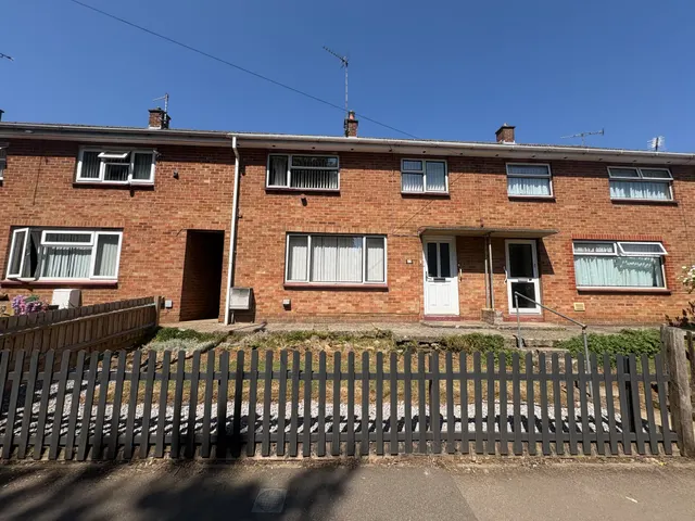 Woodgreen Avenue, Banbury, OX16, photo 1