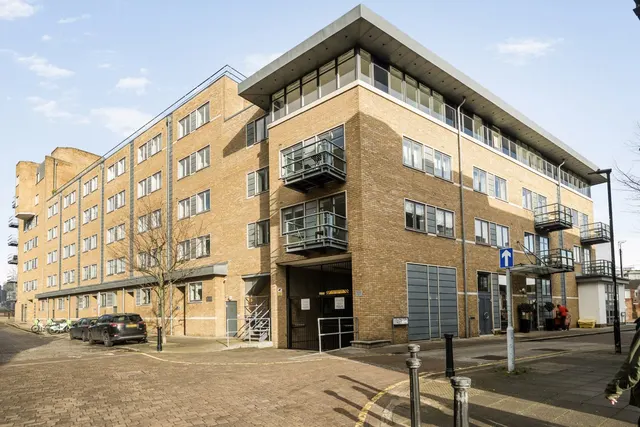 Collington Street, SE10, photo 1