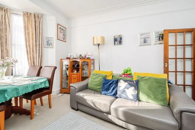 Cromwell Road, Plymouth, PL4, photo 3
