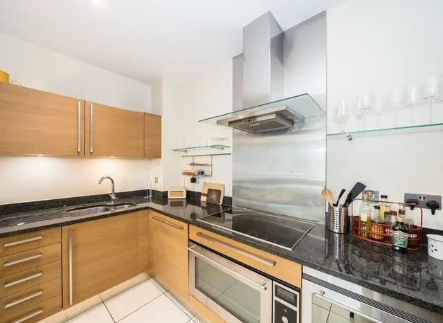 Juniper Drive, Wandsworth, SW18, photo 3