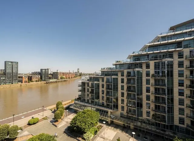 Juniper Drive, Wandsworth, SW18, photo 1