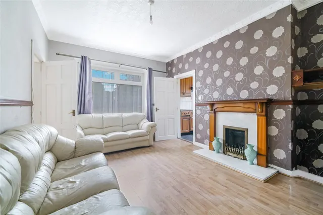 Curtis Avenue, Rutherglen, G73, photo 2