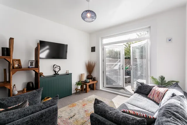Moredun Park Gardens, Moredun, EH17, photo 1