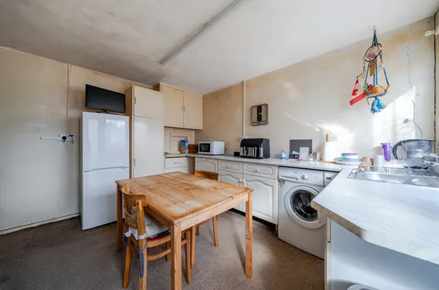 Racton Road, Emsworth, PO10, photo 2