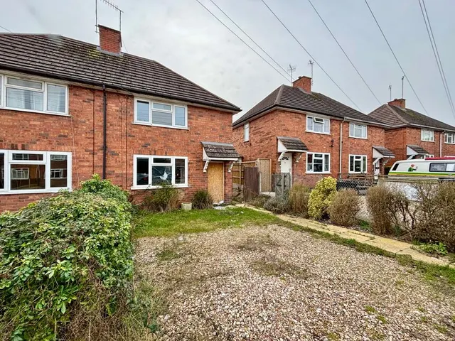 Rail Ground, Pershore, WR10, photo 1