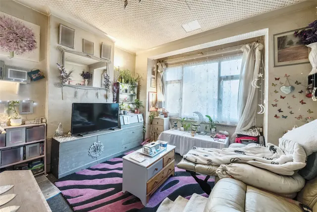 Photo 3 — Love Lane, Mitcham, CR4 3AU