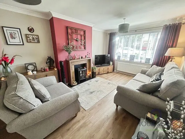 Paterson Place, Shepshed, LE12, photo 3