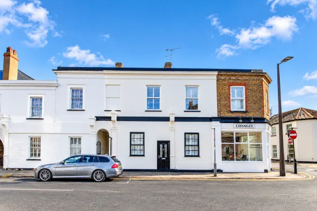 High Street, Shoeburyness, SS3, photo 1