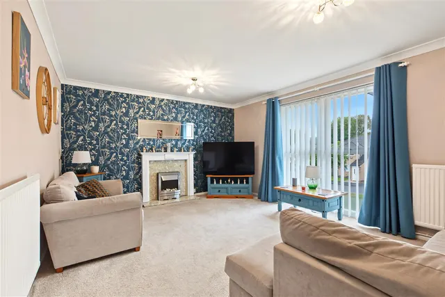 The Cedars, Nottingham, NG5, photo 2