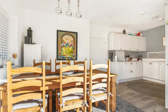 Foxcote Crescent, Didcot, photo 3