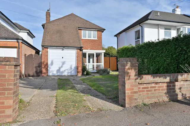 Bramble Road, Hatfield, AL10, photo 1