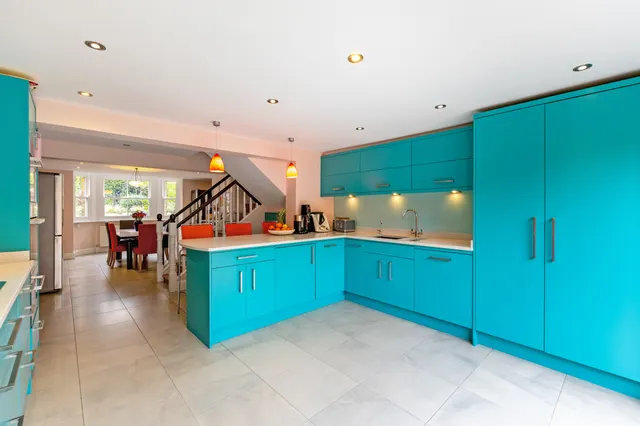 Photo 3 — Bridgeman Road, Teddington, TW11