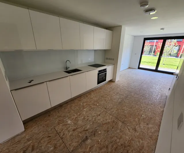 Redbridge Quay, Birkenhead, CH41, photo 2