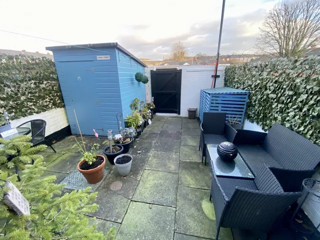 Agincourt Street, Heywood, OL10, photo 3
