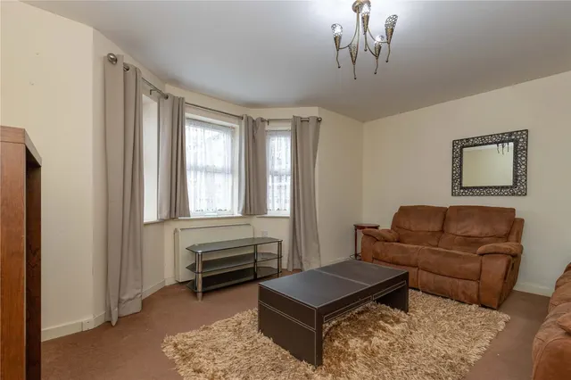Fairfax Close, Biddulph, ST8, photo 3