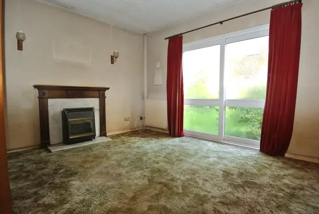 Photo 3 — Clarendon Road, Ashford, Surrey, TW15 2QE