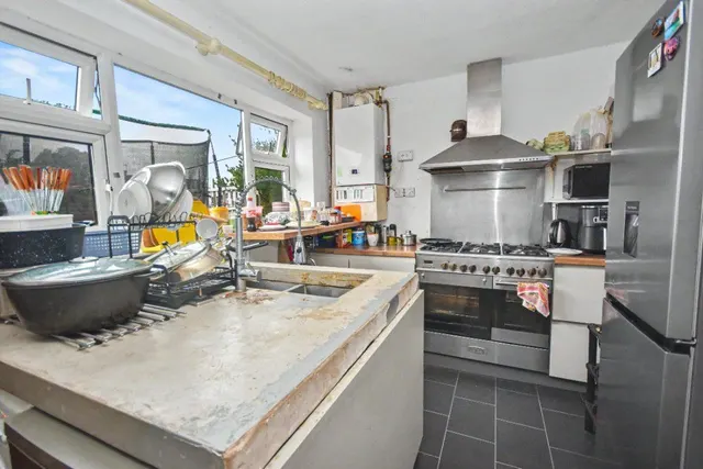 Hudswell Street, Wakefield, WF1, photo 3