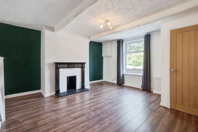 Wigan Road, Westhoughton, BL5, photo 3