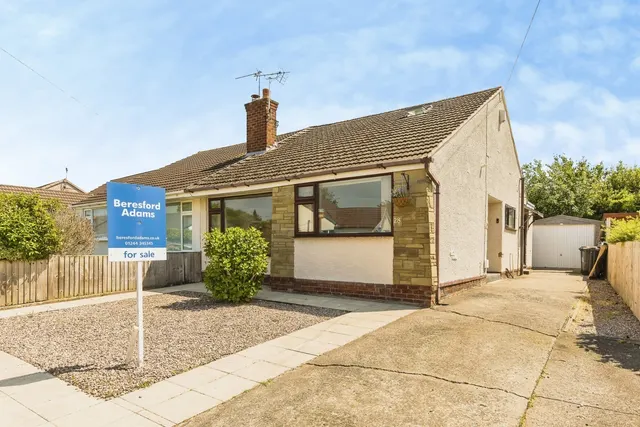 Barkhill Road, Vicars Cross, CH3, photo 1
