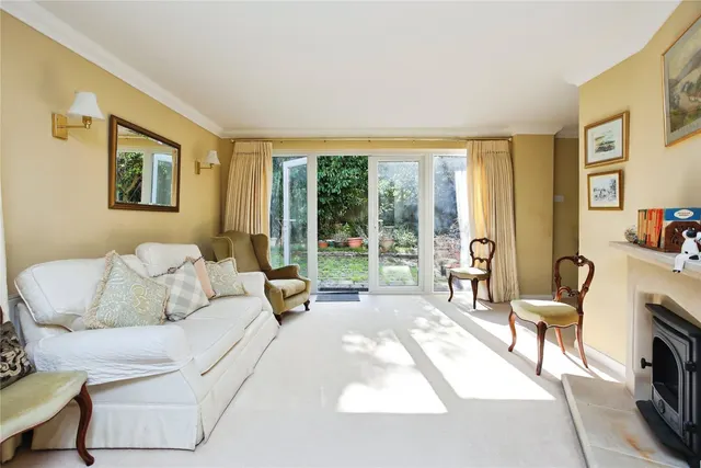 Oakfield, Hawkhurst, TN18, photo 3